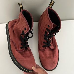 Dr. Martens Shoreditch Maroon Lace Up Canvas Boots Women's Size 9